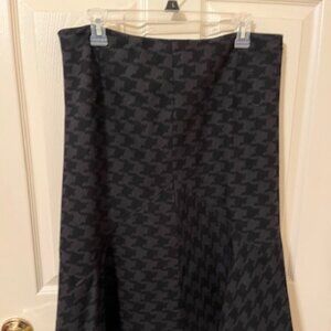 Express Black & Grey Patterned Skirt.  Size 12.